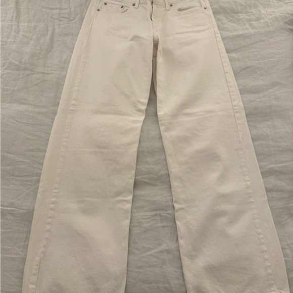 Levi’s Low Loose Jeans Size 28 - Picture 1 of 4